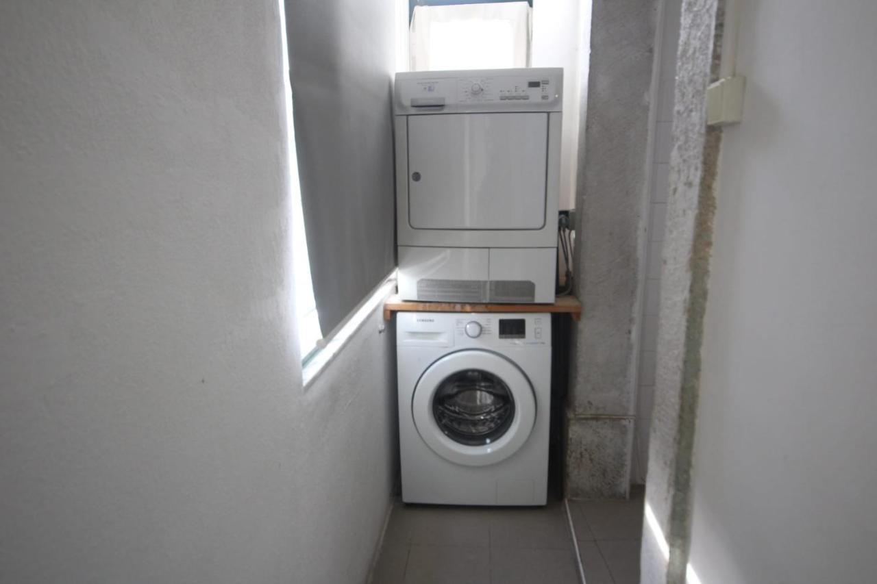 Romantic Chiado 7 -Private Small Single Room With No Outside Window Lisboa Exterior foto